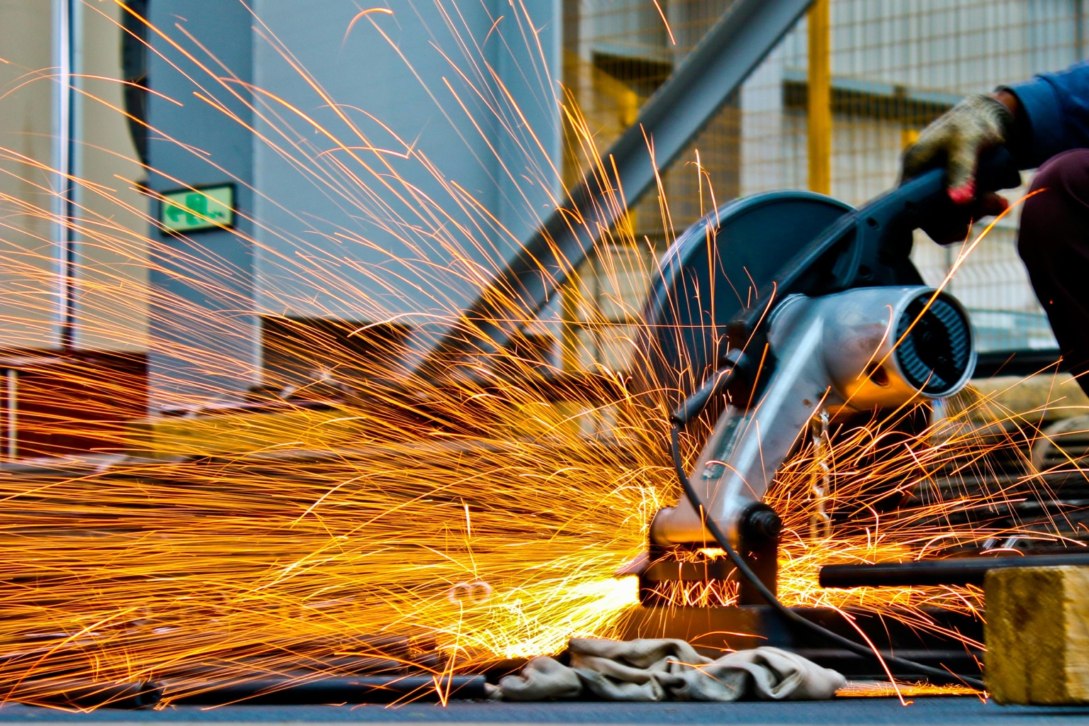 Full refurb works with sparks